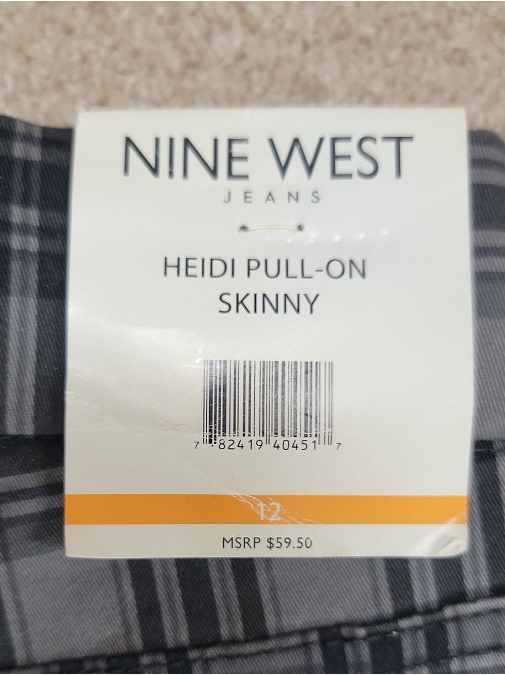 Nine West Heidi Black & Gray Plaid Pull-On Skinny Pants Size 12 NWT - Picture 3 of 15